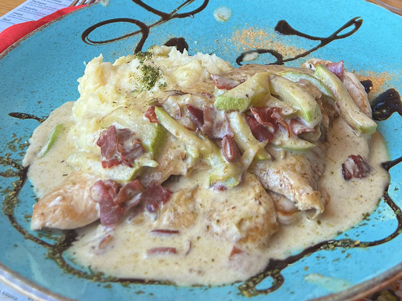 Turkey fillet in zucchini sauce delivery