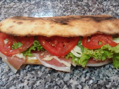 Pica sendvič pršuta Đuka Picerija dostava