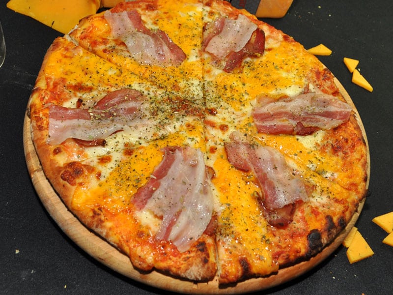 Cheddar, pancetta pizza delivery