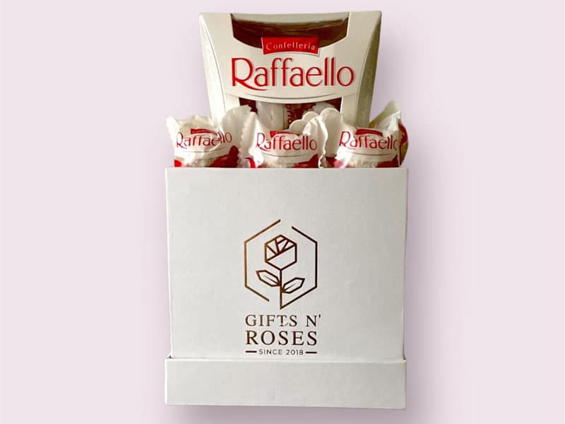 Raffaello box delivery