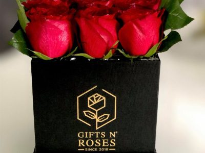 Square box black Gifts and Roses dostava