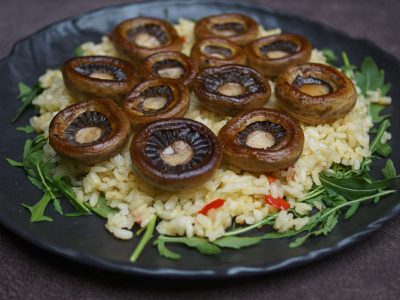Grilled mushrooms on rice with vegetables Mali Balkan delivery