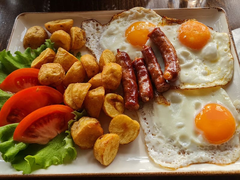 Serbian breakfast delivery