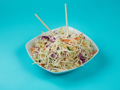 75. Salata od povrća sa susamom i kineskim sirćetom Chaos dostava