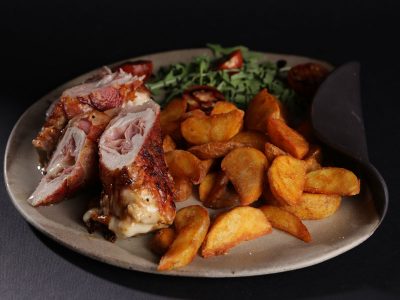 Rolovana punjena piletina Košnica Gastro Pub dostava