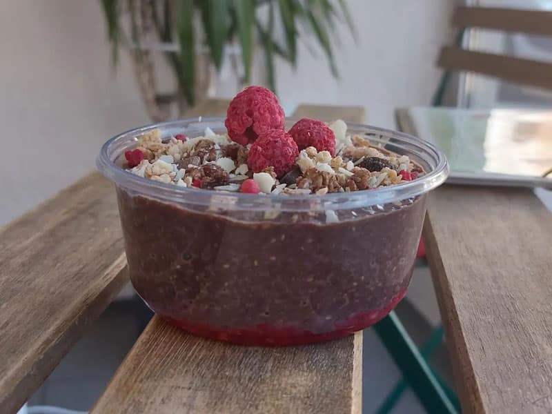 Raspberry and cocoa chia pudding delivery