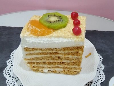 Ruski medovnik Sweet Cake Slavica dostava