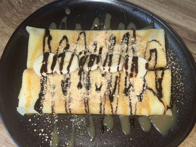Banana split pancake Empasto delivery