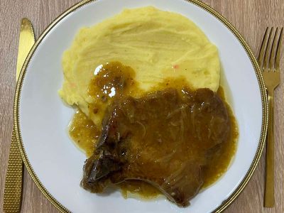 Meal 45 – Pork chops, potatoes, salad, bread Hit Kujnica delivery