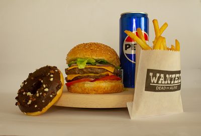 Double cheddar-bacon obrok Wanted Burger dostava