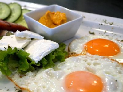 Fried eggs with sausage Corso delivery