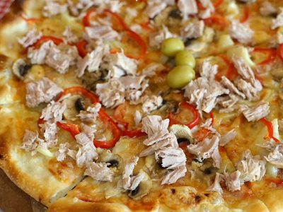 Tuna pizza MG Brvnara delivery