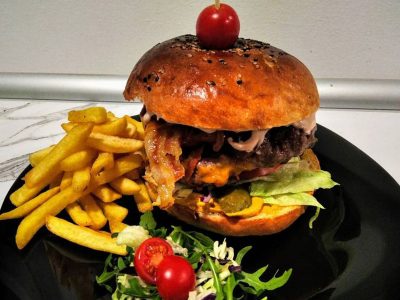 Gourmet burger Dobra Priča Loznica delivery