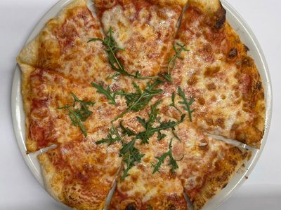 Margherita pizza Gracian delivery