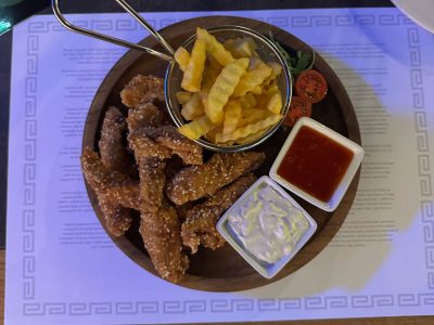 Fried chicken sticks in sesame Gracian delivery