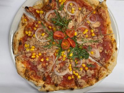 Tuna pizza Gracian delivery