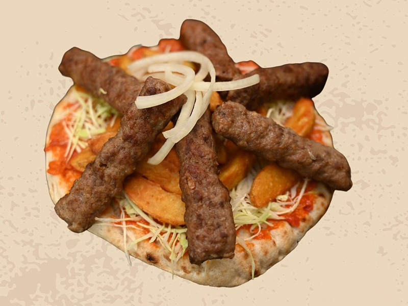 Ćevapi on pita bread - meal delivery