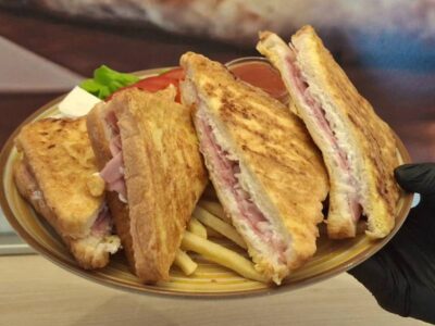 Italin fried toast stuffed with cheese and sour cream Rispetto delivery