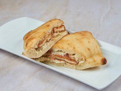 Milanesa piletina sendvič Admiral Bet Pub dostava