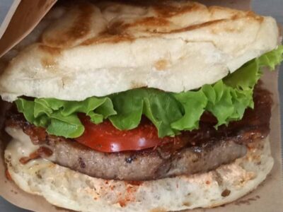 Punjena pljeskavica Simba Fast Food dostava