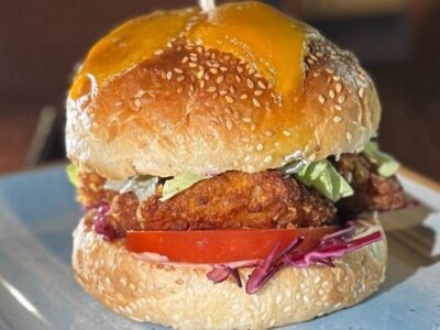 Cordon bleu burger Kod Šmece delivery