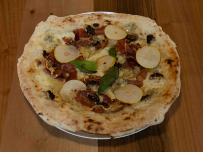 Pera and Gorgo pizza Banjac Pizzeria delivery