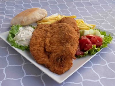 Viennese Chicken steak meal Amos picerija delivery