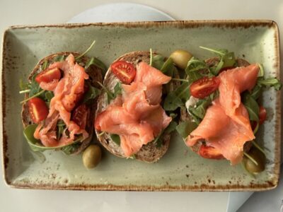Bruschetta with salmon Maria Partel delivery