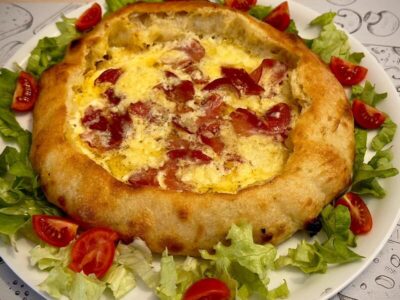 Zapečena lepinja sa kajmakom i pršutom Rispetto dostava