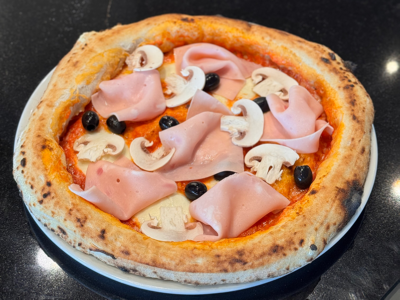 Capricciosa pica Giardino L'Osteria dostava
