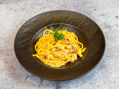 Carbonara pasta Giardino L'Osteria dostava