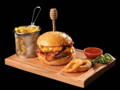 Košnica burger Košnica Gastro Pub dostava