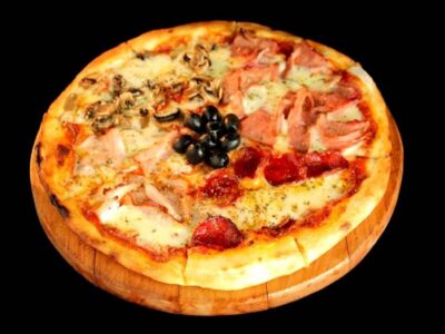 Kvatro stađoni pica Košnica Gastro Pub dostava