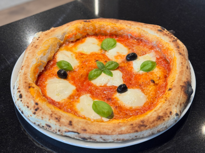 Margherita pica Giardino L'Osteria dostava