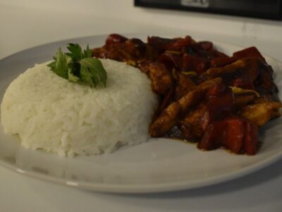 King chicken + rice Gdin Obrok delivery