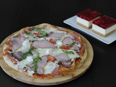 Sabacka lady pizza + 2x mini cheesecake Viktorija Picerija delivery