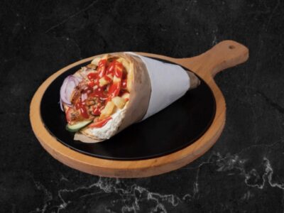 Gyro with spicy sauce Kod Šmece delivery