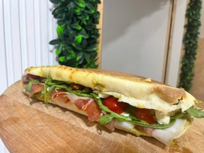 Caprese sendvič Klops dostava