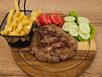 Gurmanska pljeskavica obrok Food Distrikt dostava