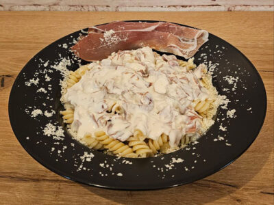 Pasta pršuta Food Distrikt dostava