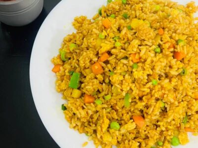 B006 Fried rice with curry and vegetables Beijing Kineski Restoran delivery