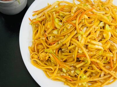 B010 Fried noodles with vegetables Beijing Kineski Restoran delivery