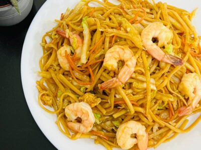 B013 Fried noodles with shrimps Beijing Kineski Restoran delivery