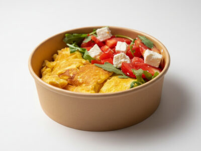 Omelet with tomato and feta cheese Zdrava Priča delivery
