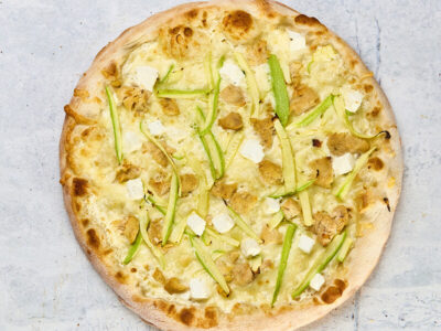 Chicken and feta cheese pizza BigPizza delivery