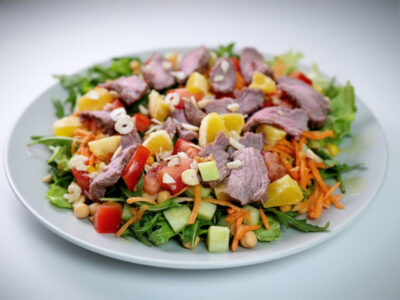 Premium Rumpsteak salad Zdrava Priča delivery