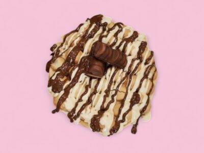 Kinder bueno bubble box Kod Šmece Crepes dostava