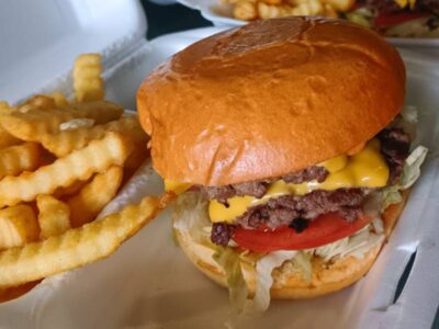 Dupli cheeseburger + Pomfrit Pizza King dostava