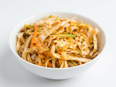 Salad with vegetables on noodles Dva Štapića delivery