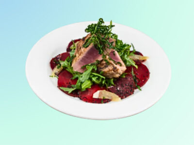 Tuna on arugula and beets with cumin oil Filtz delivery